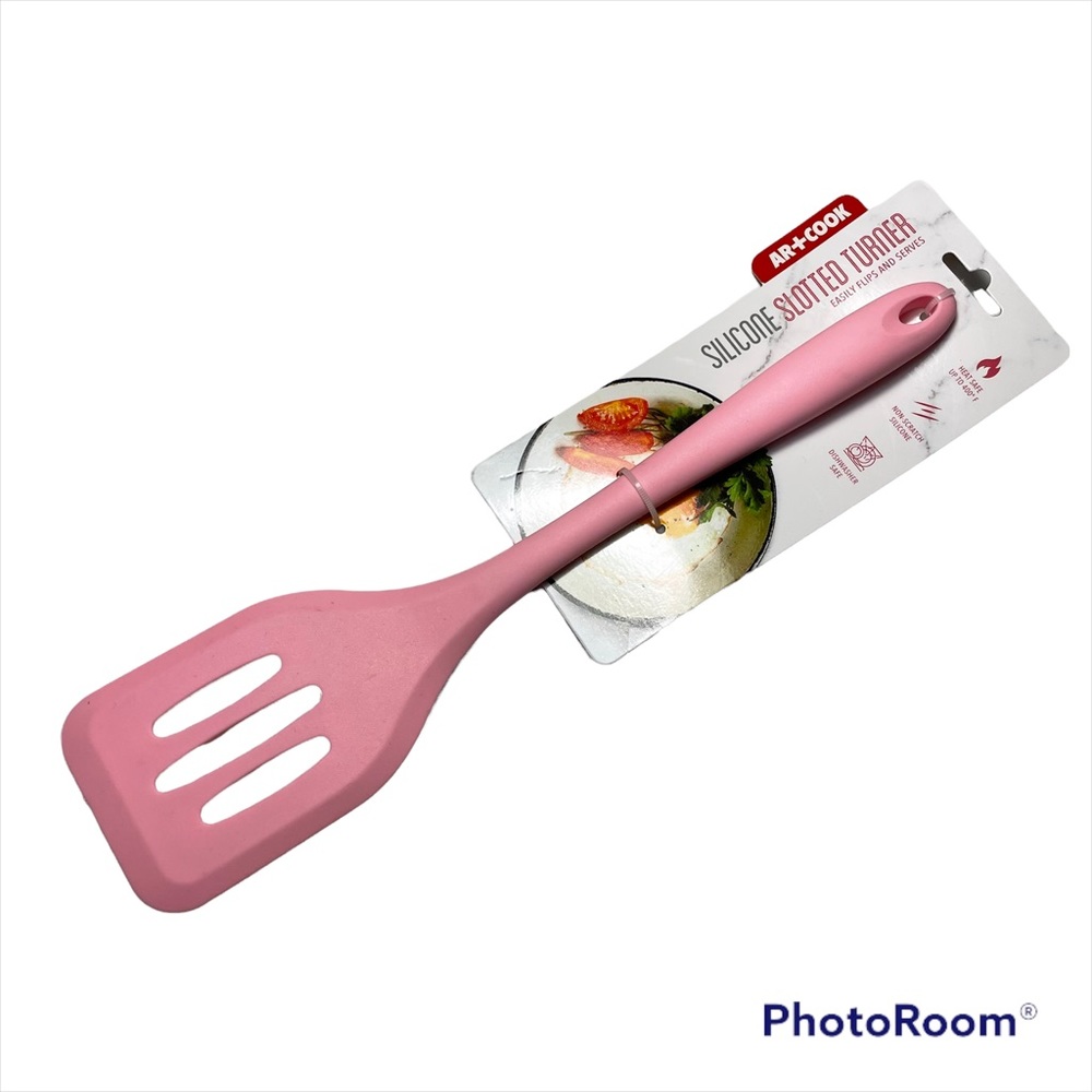 NWT Silicone slotted turner - pink color